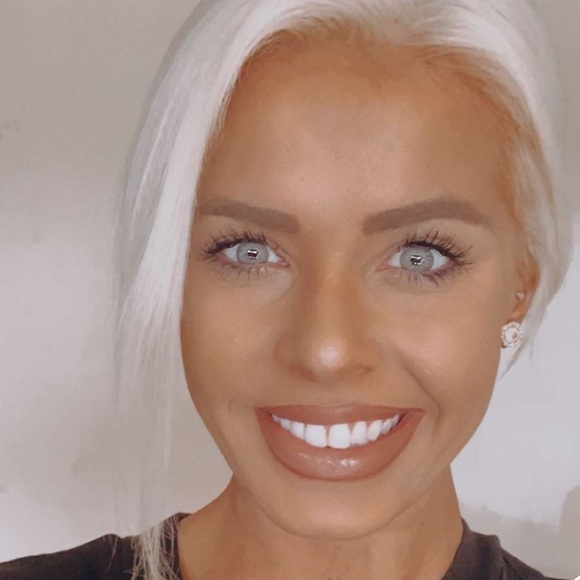 Meet your Posher, Amber - Picture 10 of 15